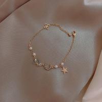 ราคา สร้อยข้อมือจี้รูปดาวและดวงจันทร์สไตล์เกาหลีสำหรับผู้หญิง (7736915852)