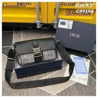 ราคา กระเป๋าสะพายข้าง ขนาด9 5นิ้ว พร้อมกล่อง สะพายได้ทั้งชายและหญิง (21035294473)