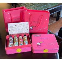 ราคา พร้อมส่ง กิ๊ฟเซ็ตของขวัญ โลชั่นบำรุงมือและเล็บ คอลเลคชั่นสนูปปี้ พร้อมกล่องเหล็ก ถุงกระดาษ Hand Cream ? ? ? ? ? ? ? ? ? Gift set (19834997663)