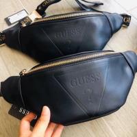 ราคา ขายดีสุดในรุ่น กระเป๋าคาดอก Guess งานแท้ outlet ใช้ได้ทั้ง ช ญ สวยเท่ (21030519220)