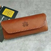 ราคา ส่งฟรี ซองแว่นตาหนังแท้ กล่องแว่นตาหนังแท้ ผลิตจากหนังวัวแท้ ชนิดฟอกฝาด นำเข้าจากอิตาลี (17239814203)