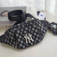 ราคา MLB MONOGRAM HIP SACK NEW YORK YANKEES กระเป๋าทรงคาดอก คาดเอว สะพายไหล่ จากแบรนด์ดัง MLB (16595841698)