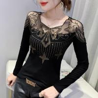 ราคา เสื้อฤดูใบไม้ผลิและฤดูใบไม้ร่วงแขนยาวติดเพชรงานประณีตฉลุลายผ้าตาข่ายแบบใหม่ปี2023ชุดผู้หญิงเสื้อยืดเข้ารูปเสื้อตัวใน INS อินเทรนด์ (12404787485)