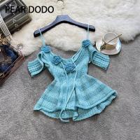 ราคา PEAR DODO เสื้อกล้ามเปิดไหล่ถักลายดอกกุหลาบคล้องคอสำหรับผู้หญิงสไตล์เกาหลี (19289895634)