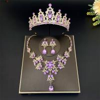 ราคา ชุดเซ็ทเครื่องประดับผู้หญิง สร้อยคอต่างหู หรูหรา ชุดเครื่องประดับชุดมงกุฎต่างหูสร้อยคอจี้ Rhinestone แฟชั่นมงกุฎเจ้าสาว มงกุฎเจ้าหญิงTiara (16865988289)