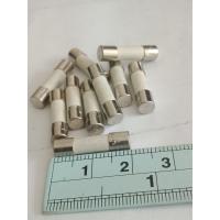 ราคา T5A H 250V FUSE 5A 250V T 5A H 250V ฟิวส์เซรามิกญี่ปุ่น 20มิล แพ็ค10ตัว FUSE สโลโบวฟิวส์ แบบขาดช้า 20มิล ฟิวส์20mm แบบเซรามิก ฟิวส์5A 250V ฟิวส์ 5A 250V FUSEเซรามิก ฟิวส์กระเบื้อง20mm (11749354133)
