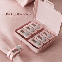 ราคา DANLE จัดส่งฟรี หัวเข็มขัดยึดผ้านวมผ้าปูที่นอนผ้าคลุมผ้านวมป้องกันการลื่นเข็มฟรีป้องกันการทำงานตัวหนีบผ้าคลุมเตียงหัวเข็มขัดผ้าห่มผ้าฝ้ายความปลอดภัย (20528646016)