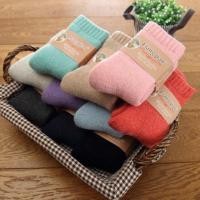 ราคา พร้อมส่ง9สี ถุงเท้ากันหนาว ถุงเท้าวูล ผสมขนแกะ ลุยหิมะ (17429908458)