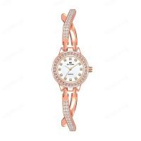 ราคา basevv นาฬิกาข้อมือผู้หญิง สายโซ่ Butterfly Cross Diamond Watch (19764350511)