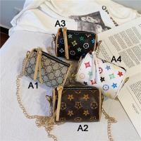 ราคา เด็กผู้หญิงรูปแบบเรขาคณิตแฟชั่นทั้งหมดโซ่ซิปกระเป๋าทรงถังผู้ส่งสารกระเป๋า (7925292133)