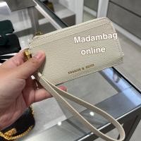 ราคา Charles Keith Wristlet Card Holder กระเป๋าใส่บัตร มีสายคล้องมือ (16327265928)