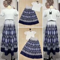 ราคา Love lady ชุดไทยเข้าชุด เสื้อลูกไม้ปักฉลุ กระโปรงทวิสลายไทย สุดอลัง แมทช์คู่สวยหรูดูแพง เนื้อผ้าคุณภาพเกินราคา ทรงสวย ออกงานได้เลย (20427994966)