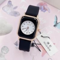 ราคา นาฬิกาข้อมือแฟชั่น โบลัน หน้าปัดขนาด 25มม ระบบควอทช์ สายหนัง สวมใส่สบาย (12008002022)