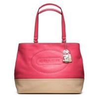 ราคา กระเป๋าสะพาย COACH แท้ รุ่นหรูจาก Shop หนังแท้ หนังนิ่ม สะพายขึ้นไหล่ได้สวย ใบใหญ่ COACH 19391 Hamptons Weekend Leather Perforated Tote Bright Coral (1554650172)