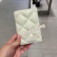 ราคา Charles Keith Quilted Wallet กระเป๋าสตางค์ขนาดกลาง (20020606553)