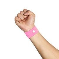 ราคา Refreshing Anti Nausea Morning Sickness Motion Travel Sick Wrist Band Car Sea Plane Holiday (10477759389)