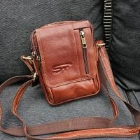 ราคา กระเป๋าสพาย หนังแท้ทั้งใบ งานดี ช่องใส่ของเยอะ ทนทานใช้ได้นานเป็น 10ปี แบรนด์แท้ STAFF 100 สายปรับสั้นยาวได้ (20986647940)