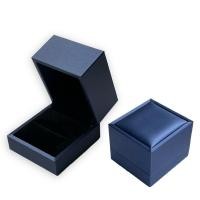 ราคา กล่องใส่แหวนกล่องใส่เครื่องประดับกล่องแหวนหนังสีน้ำเงินเข้มภายในกำมะหยี่ (16526696259)