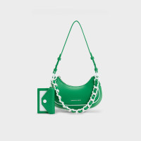 ราคา CHARLES and KEITH CK2 20671550 กระเป๋าสะพายข้างผู้หญิงมีช่องใส่บัตร (19301770969)