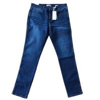 ราคา กางเกงยีนส์ ผู้หญิง Wrangler รุ่น WR WR28L001 ทรง LARA กระบอกเล็ก เอวกลาง ผ้ายืดได้ (18780954080)