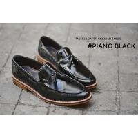 ราคา 503 Arcobareno Tassel Laofer Piano Black x Wooden Soles รองเท้า ผู้ชาย งานหนัง Italy แท้ HandMade สุดคลาสสิค (17024857515)