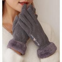 ราคา C18 พร้อมส่งจากไทย ถุงมือกันหนาว touch screen บุขน ผ้าวูล นุ่ม ทัชสกรีนได้เล็กน้อย ส่งทันที จากไทย (20306337562)