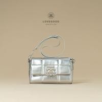 ราคา LoveGood Choco กระเป๋าสะพายหนังวัวแท้ การตัดเย็บ Quilt สี่เหลี่ยม ทรงคลาสสิค อะไหล่แม่เหล็กอย่างดี ไซส์ 8 5 (20952189311)