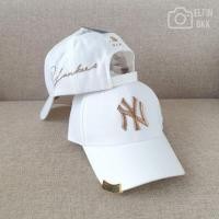 ราคา แท้ MLB Cap NY LA หมวกแก๊ป สีขาว สีดำ โลโก้ทอง ปีกหมวก ขลิบทอง ปัก Yankees (20454664805)