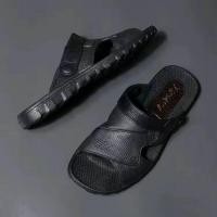 ราคา J lindeberg DESCENTE รองเท้าแตะสำหรับผู้ชาย2023ฤดูร้อนใหม่กันลื่นพื้นนุ่มทนทานต่อการฉีกขาดรองเท้าแตะกีฬาขับรถรองเท้าแตะชายหาดผู้ชาย (20053141862)