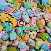 ราคา เรซิ่นการ์ตูน100ชิ้น เรซิ่น60ชิ้น เรซิ่นติดเคส เรซิ่นติดยาดมหงษ์ไทย เรซิ่นติดโทรศัพท์ เรซิ่นการ์ตูน เรซิ่นติดขวดน้ำ เรซิ่นตกแต่ง เรซิ่นทำจี้ ตัวติดขวดน้ำ ตัวติดรองเท้า เรซิ่นการ์ตูน DIY (17240473671)