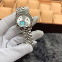 ราคา นาฬิกาข้อมือแฟชั่นดัง นาฬิกาสายเลส ขนาดหน้าปัด 34 mm สินค้ามีถ่าน ผ้าเช็ค ถุงผ้าแถมให้นะคะ (18671114187)