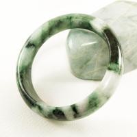 ราคา กำไลข้อมือหยกแท้ ทรงท้องปลิง กำไลข้อมือหยกแท้สีเขียวแกมขาว วงใน 59 มม ลายสวยเกิดขึ้นเองตามธรรมชาติ ควรค่าแก่การครอบครอง (16157666690)