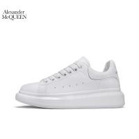 ราคา กล่องเดิม Alexander McQueen รองเท้าผ้าใบ รองเท้าผ้าใบ รองเท้าวิ่งผู้ชายและผู้หญิง หางขาว (20110282690)
