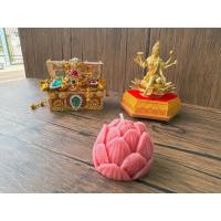 ราคา เทียนลายดอกบัวตูมสีชมพู เทียนบูชาพระแม่ลักษมี (21049725735)