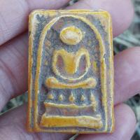 ราคา พระสมเด็จไกลเซอร์ กรุวัดพระแก้ว เนื้อกระเบื้องเคลือบ (17650396859)