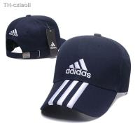 ราคา หมวก ที่มีจำหน่าย Adidas หมวกเบสบอลแฟชั่น หมวกกีฬา หมวกดวงอาทิตย์ ขาว สีดำ รับประกันของแท้ 100 gift (8249241159)