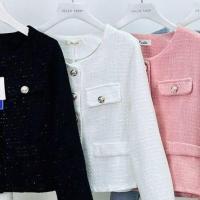 ราคา เสื้อคอกลม เสื้อกันหนาว ผ้าทวิต เสื้อแขนยาว แต่งกระเป๋าหลอกด้านหน้า ผ้ามีกากเพชรในตัว 8095 (17228339963)