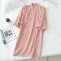 ราคา เสื้อคลุมอาบน้ำผ้าเครปผ้าฝ้ายเนื้อบางสำหรับผู้หญิง100 ฤดูใบไม้ร่วงเสื้อคลุมอาบน้ำกิโมโนญี่ปุ่นชุดนอนครึ่งชุดนอนเสื้อใส่นอนแบบหลวมและนุ่มชุดเดรส (18410101350)