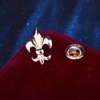 ราคา Maple Leaf Aircraft Design Emblem AnimalBrooches Various Classic Suits Coat Collars Mini pins (18615556566)