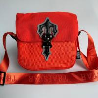 ราคา Postur กระเป๋าสะพายไหล่ รูปดาว สไตล์ลอนดอน Trapstar Shoulder Bag UK Drill London Shoulder bag (21201204808)