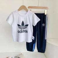 ราคา ADIDAS ชุดฤดูร้อนสำหรับเด็กชุดกีฬาผ้าฝ้าย2ชิ้นสีแดง สีเขียว สีฟ้า (18572343692)