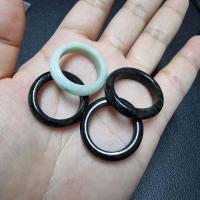 ราคา แหวนหยกพม่า แหวนหยกแท้ งานคัดสวยๆ (17699438355)