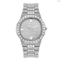 ราคา นาฬิกาแฟชั่น The new trend of the ms diamond drill calendar watch with Shi Yinggang wrist all over sky star (18325363221)