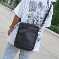 ราคา กระเป๋าสพายข้าง หนัง Pu อย่างดี หนังกันน้ำ และอยู่ทรง สายปรับสั้นยาวได้ งานสวยเท่สุดๆ แบรนด์แท้ ZONGKA100 (8259894385)