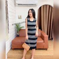 ราคา MesubShop เดรสไหมพรม ทรงรัดรูป ผ้าไหมพรม แขนกุด เนื้อผ้าทอลายสลับสี เดรสยาว รุ่น ซีพี (17467221580)