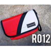 ราคา กระเป๋าผ้าใบกันน้ำ AUSAWALUK แท้100 กระเป๋าสะพายข้าง กระเป๋าสะพายผู้ชาย กระเป๋าผ้าใบ (16867501391)