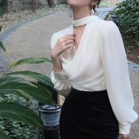 ราคา คนตัวเล็ก เสื้อเชิ้ตผูกสายแบบสั้นแขนพองจับจีบคอวีคล้องคอสไตล์ชาแนลแนววินเทจแบบใหม่เสื้อท่อนบนผู้หญิง (20547868319)