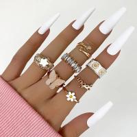 ราคา ชุดแหวนคริสตัลรูปหัวใจสีเขียวใหม่สำหรับผู้หญิงเครื่องประดับแฟชั่นสำหรับแหวนใส่นิ้วเรขาคณิตหยินหยางเคลือบ (21170290750)