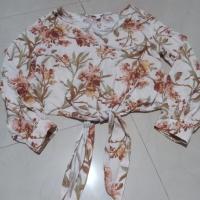 ราคา เสื้องานป้ายH M เสื้อผูกเอวลายดอกไม้ ผ้านุ่มสบาย (20051023648)