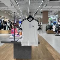 ราคา ส่งของ พร้อมส่ง ของแท้ 100 เสื้อยืดลําลอง แขนสั้น คอกลม พิมพ์ลาย Adida s Clover สีดํา และสีขาว สําหรับผู้ชาย และผู้หญิง IA4845 IA4846 (19692672494)